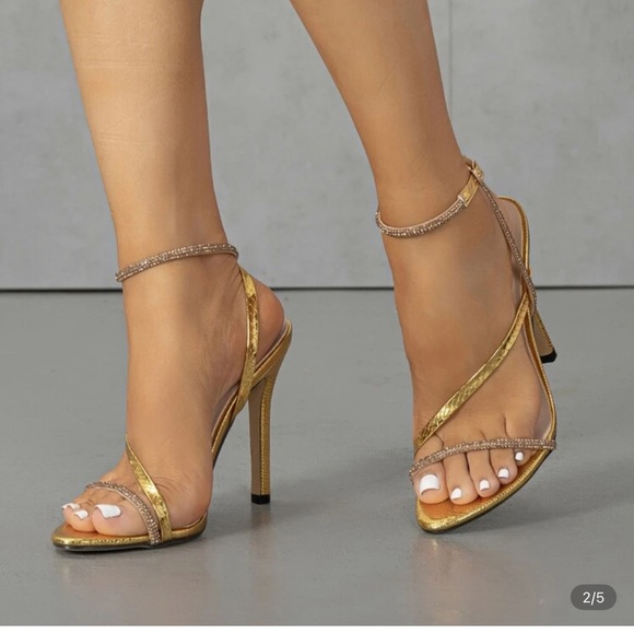 Shoes - Elegant Gold Strappy Heels